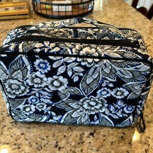 Vera Bradley Women's Large Cosmetics Case